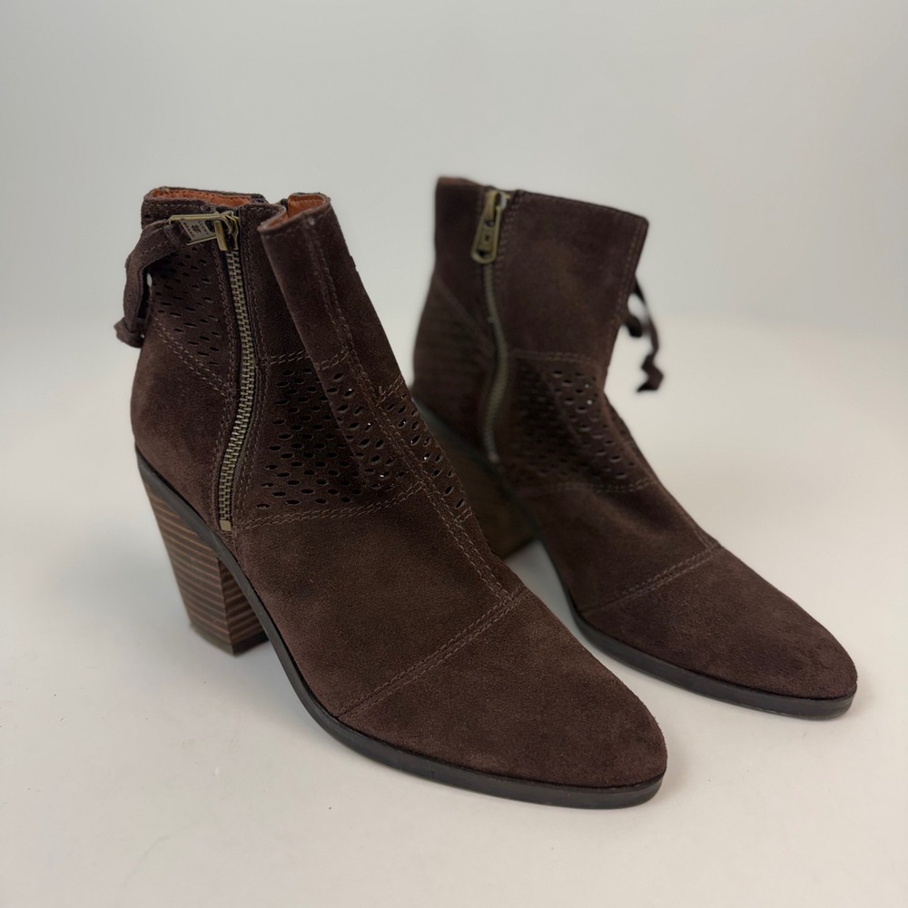 Lucky Brand Ramses Brown Suede Perforated Ankle Boots Size 8M LK-RAMSES